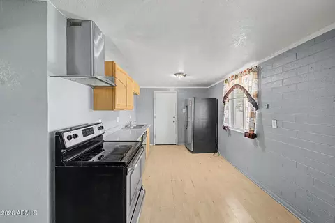 Other - 4002 N 64th Dr, Phoenix, AZ 85033 photo 7 of 9