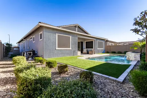 Exterior - 640 S Olympic Dr, Gilbert, AZ 85296 photo 8 of 27