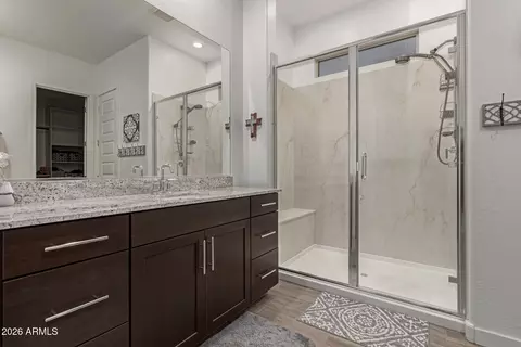Bath - 640 S Olympic Dr, Gilbert, AZ 85296 photo 1 of 5