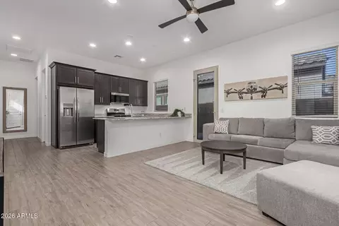 Entry Way - 640 S Olympic Dr, Gilbert, AZ 85296 photo 7 of 8