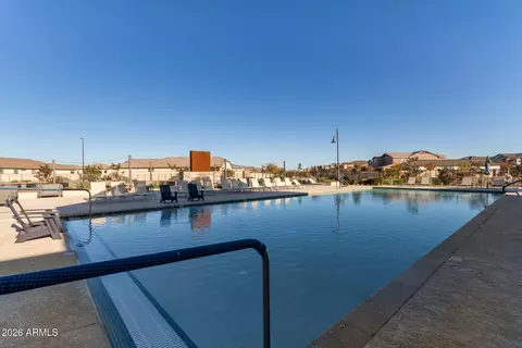 Exterior - 640 S Olympic Dr, Gilbert, AZ 85296 photo 24 of 27