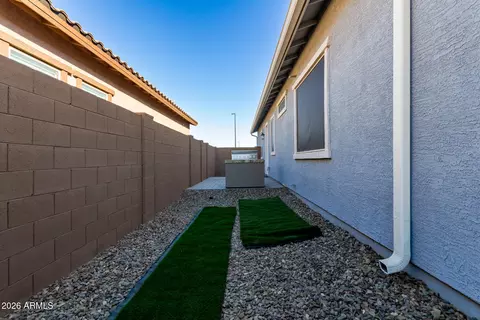 Exterior - 640 S Olympic Dr, Gilbert, AZ 85296 photo 13 of 27
