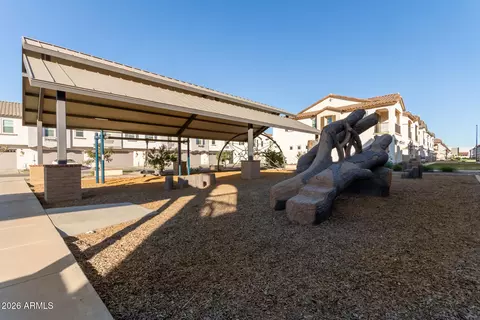 Exterior - 640 S Olympic Dr, Gilbert, AZ 85296 photo 22 of 27