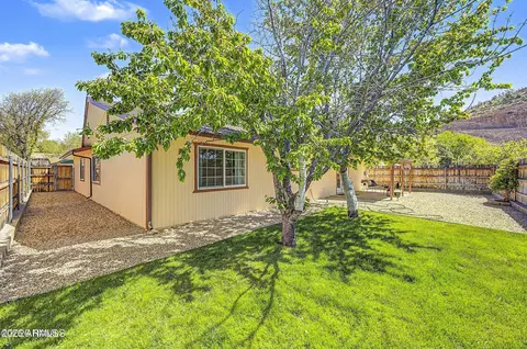Exterior - 4865 E Warrior Dr, Flagstaff, AZ 86004 photo 4 of 6
