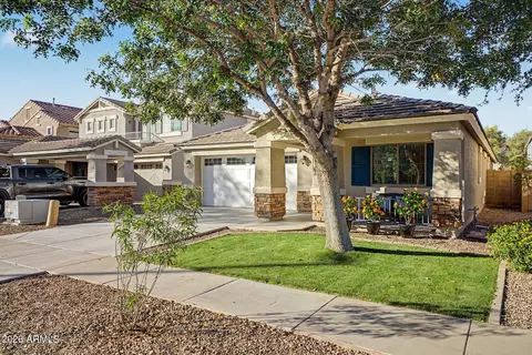 Exterior - 4168 E Sandy Way, Gilbert, AZ 85297 photo 1 of 8
