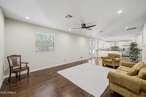 Living - 4005 E Osborn Rd, Phoenix, AZ 85018 photo 1 of 1