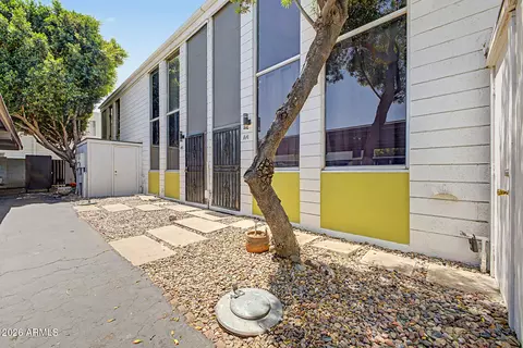 Exterior - 385 W Pierson St #A4, Phoenix, AZ 85013 photo 2 of 7