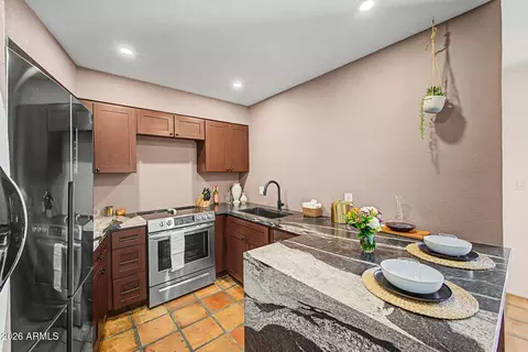 Kitchen - 385 W Pierson St #A4, Phoenix, AZ 85013 photo 1 of 4