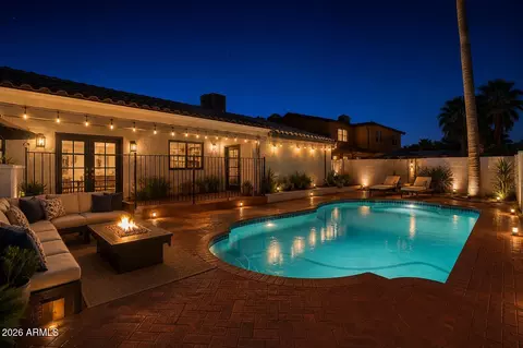 Exterior - 8444 N 7th Ave, Phoenix, AZ 85021 photo 14 of 14