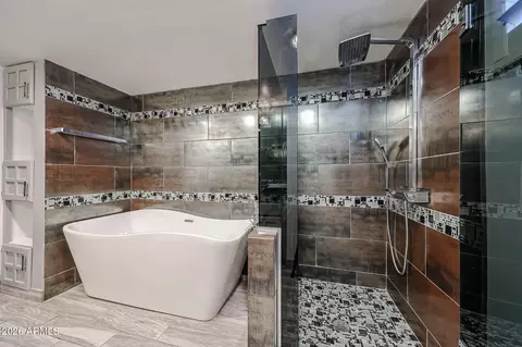 Bath - 8444 N 7th Ave, Phoenix, AZ 85021 photo 6 of 6