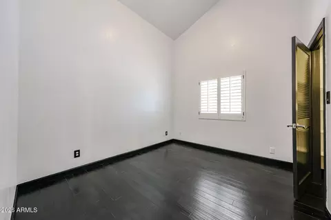 Bedroom - 8444 N 7th Ave, Phoenix, AZ 85021 photo 2 of 3
