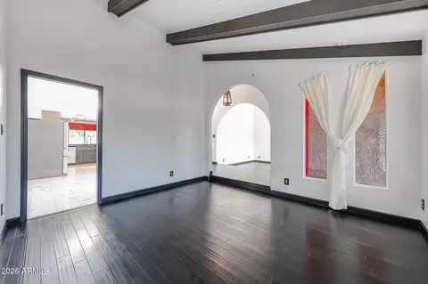 Living - 8444 N 7th Ave, Phoenix, AZ 85021 photo 5 of 7