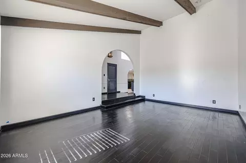 Living - 8444 N 7th Ave, Phoenix, AZ 85021 photo 7 of 7