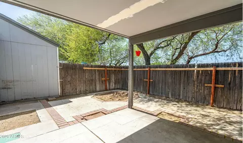 Exterior - 4026 E Carson Rd, Phoenix, AZ 85042 photo 3 of 3