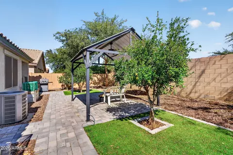 Exterior - 3048 E Michelle Way, Gilbert, AZ 85234 photo 4 of 5
