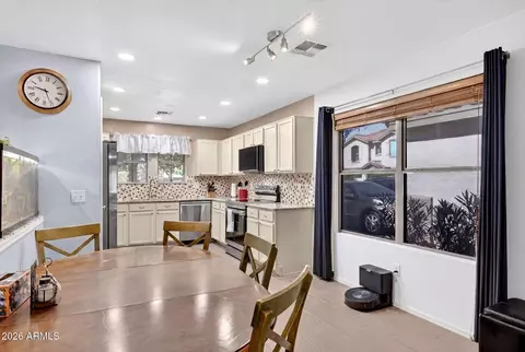 Kitchen - 3048 E Michelle Way, Gilbert, AZ 85234 photo 2 of 2