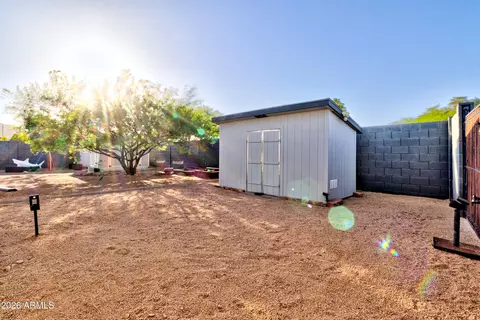 Exterior - 10042 N 28th St, Phoenix, AZ 85028 photo 7 of 7