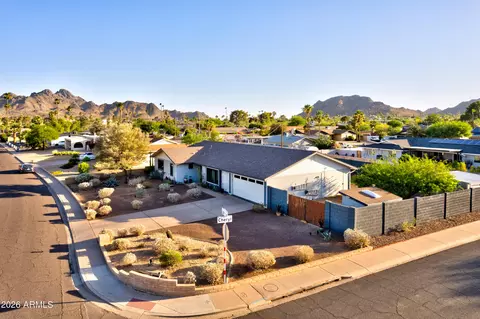 View/Area - 10042 N 28th St, Phoenix, AZ 85028 photo 1 of 3