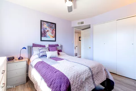 Bedroom - 10042 N 28th St, Phoenix, AZ 85028 photo 6 of 6