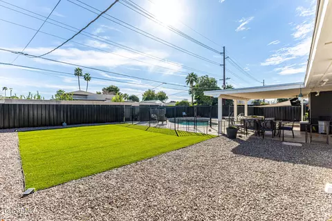 Exterior - 2539 E Campbell Ave, Phoenix, AZ 85016 photo 5 of 5