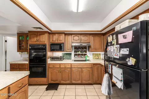 Kitchen - 1047 E Fairfield St, Mesa, AZ 85203 photo 1 of 2