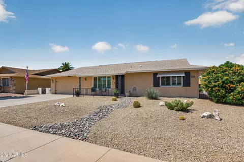 19826 N Signal Butte Cir, Sun City, AZ 85373