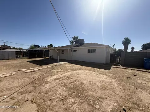 Exterior - 8033 N 29th Dr, Phoenix, AZ 85051 photo 1 of 1
