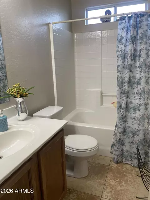 Bath - 1126 W Apollo Ave, Tempe, AZ 85283 photo 2 of 2