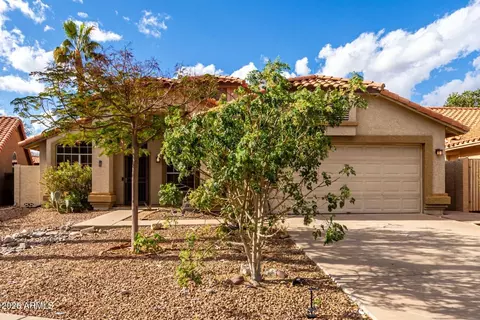 Exterior - 15428 S 23rd Pl, Phoenix, AZ 85048 photo 2 of 6