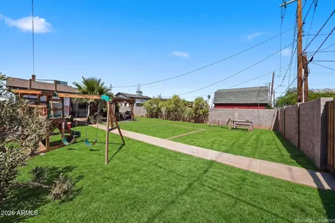 Exterior - 1341 E Brill St, Phoenix, AZ 85006 photo 13 of 22