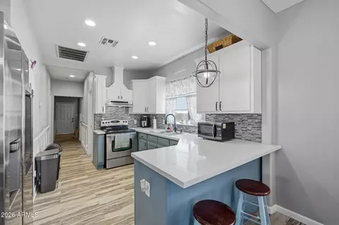 Kitchen - 1341 E Brill St, Phoenix, AZ 85006 photo 1 of 3