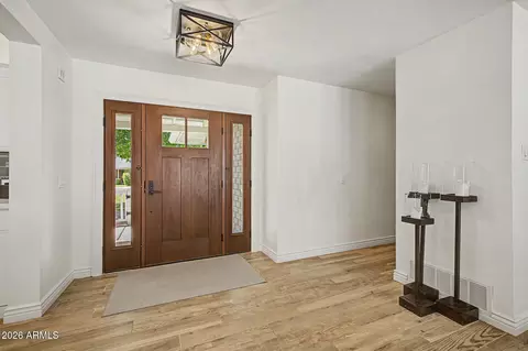Entry Way - 302 E Harmont Dr, Phoenix, AZ 85020 photo 1 of 2