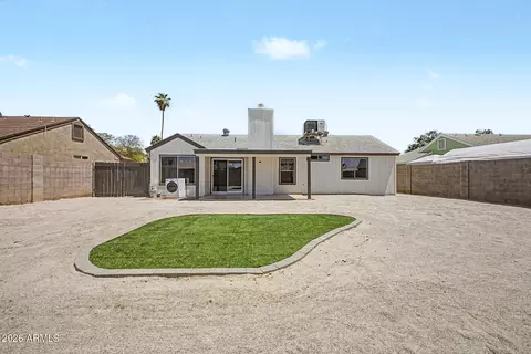 Exterior - 4544 N 79th Ave, Phoenix, AZ 85033 photo 5 of 11