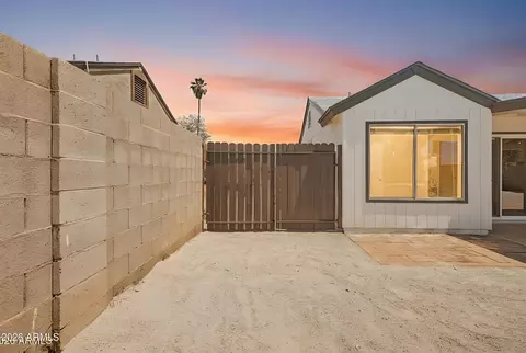 Exterior - 4544 N 79th Ave, Phoenix, AZ 85033 photo 11 of 11