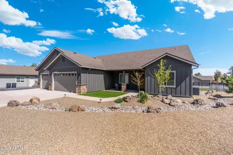 2712 W Highland Meadows Dr, Williams, AZ 86046