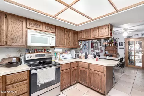 35011 N 3rd St, Phoenix, AZ 85086 photo 8