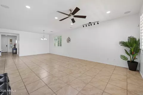 Entry Way - 1070 E Oriole Dr, Gilbert, AZ 85297 photo 4 of 6