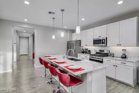 5562 N 198th Ave, Litchfield Park, AZ 85340