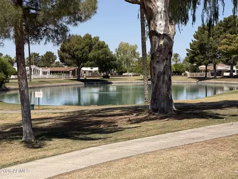 9349 E Parkside Dr, Sun Lakes, AZ 85248