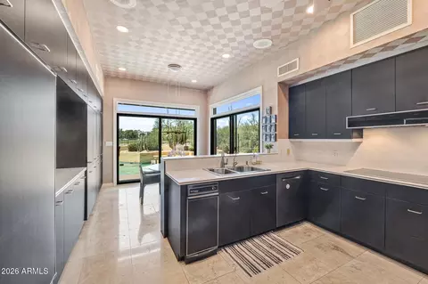 Kitchen - 3039 E Marshall Ave, Phoenix, AZ 85016 photo 1 of 1