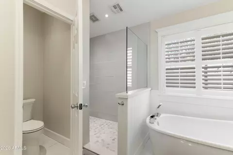 Bath - 9022 S Ash Ave, Tempe, AZ 85284 photo 5 of 5