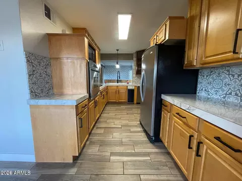 Kitchen - 3536 E Oak St, Phoenix, AZ 85008 photo 5 of 6