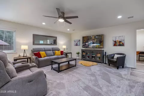 5145 Drifting Snow Loop, Pinetop, AZ 85935