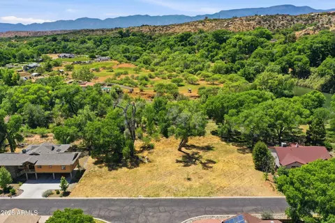 10185 E Creekside Dr #112, Cornville, AZ 86325