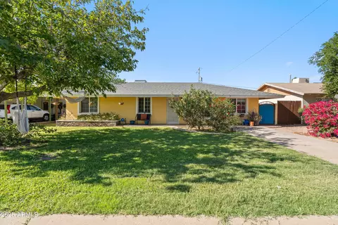 8216 N 9th St, Phoenix, AZ 85020