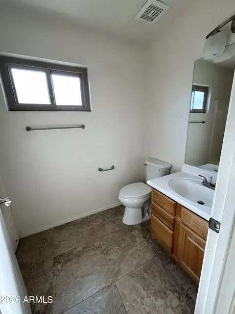 Bath - 846 W Page Ave, Gilbert, AZ 85233 photo 1 of 4