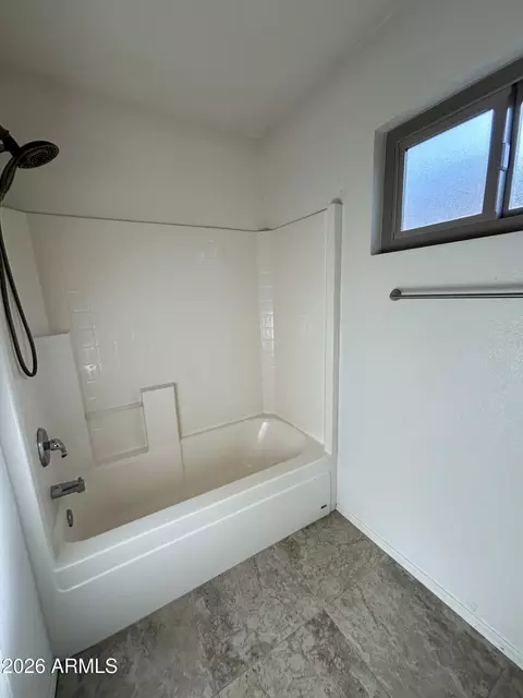 Bath - 846 W Page Ave, Gilbert, AZ 85233 photo 2 of 4