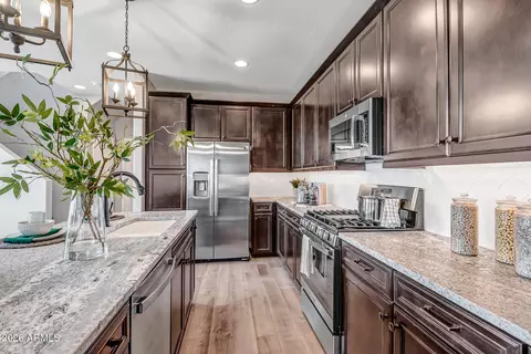 43254 N Hinoki St, San Tan Valley, AZ 85140