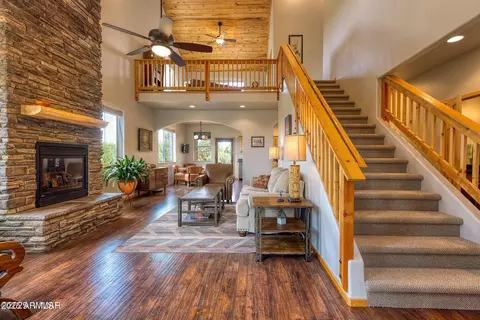 2220 E Rock Garden Ln, Show Low, AZ 85901