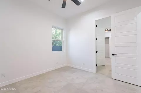 Bedroom - 707 E Ocotillo Rd, Phoenix, AZ 85014 photo 10 of 10